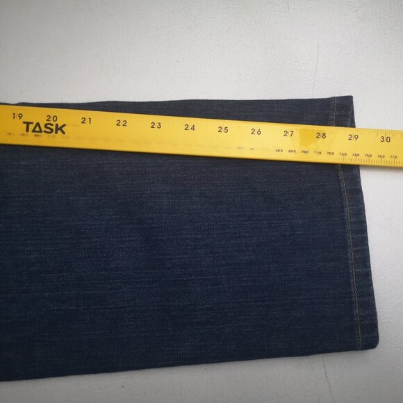 Tommy Hilfiger Ladies Size 14 Medium Wash Straight Leg Blue Jeans - Picture 15 of 15